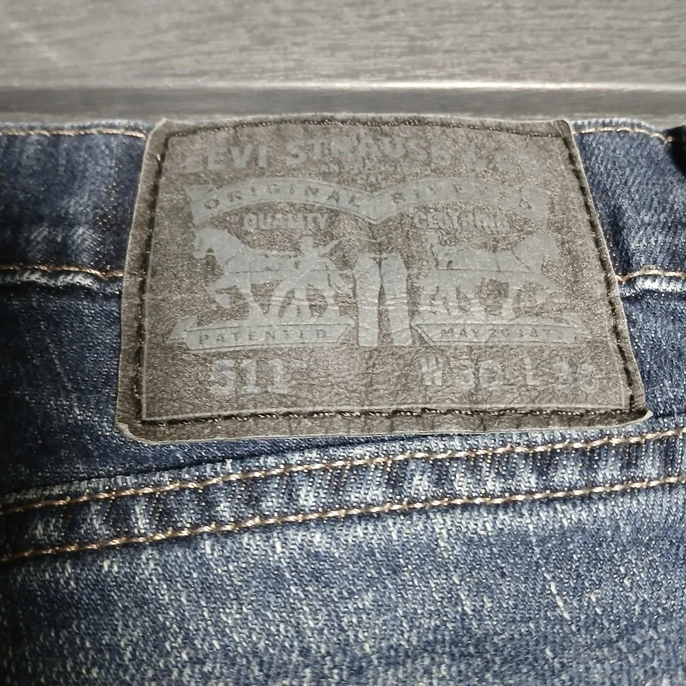 Levis Jeans Mens 30x30 Blue 511 Slim Fit Dark Wash Denim Casual Pocket Logo Work